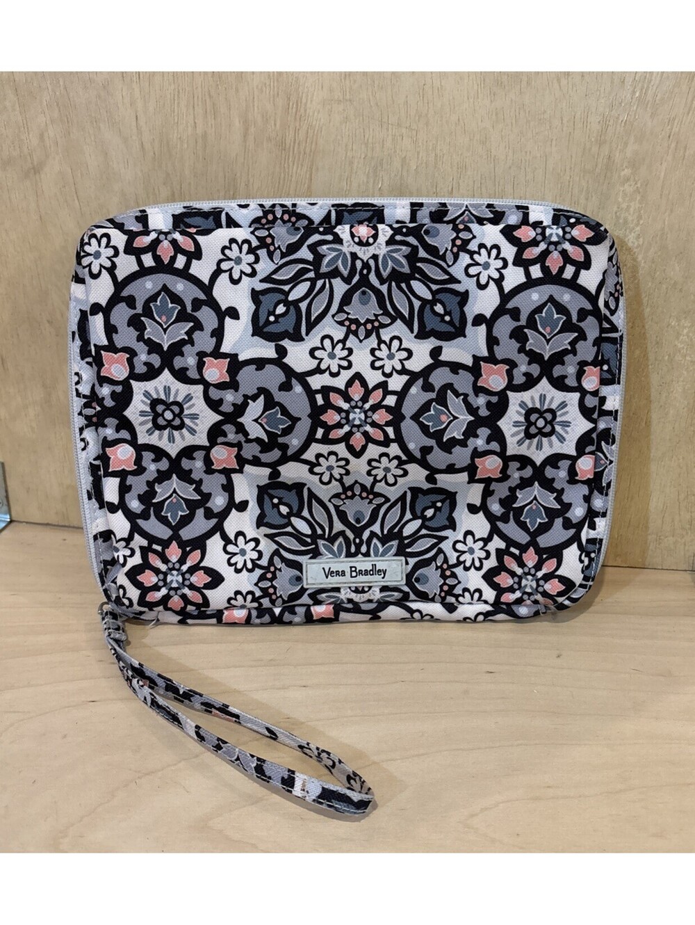 Vera Bradley Lighten Up Wipes Pouch Lisbon Medallion